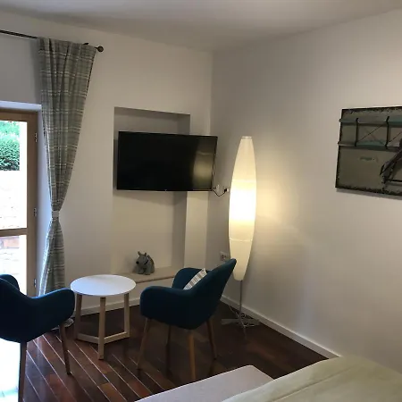 Wingbay Couette-café Portorož
