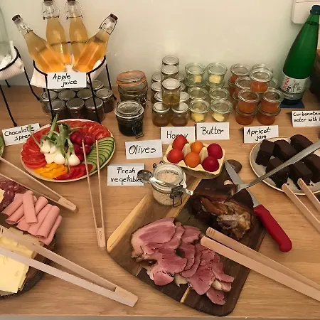 Frühstückspension Wingbay 3*